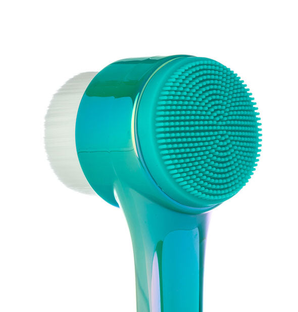 Closeup of the holographic turquoise Clean Freak brush's bristles