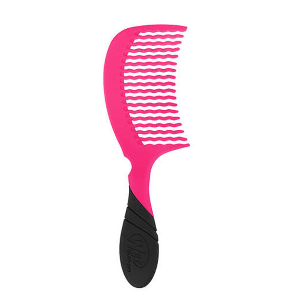 Pink and black comb with wavy teeth