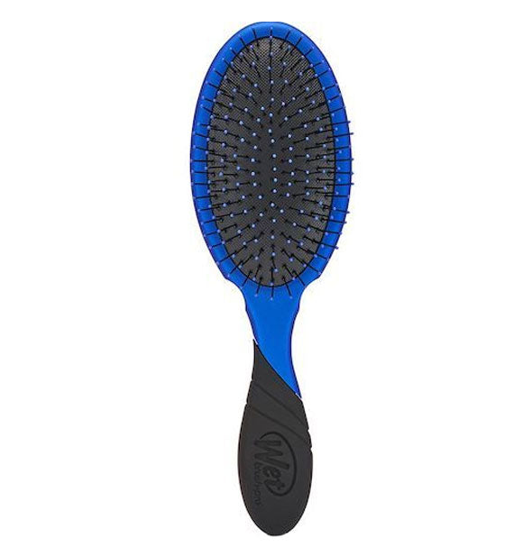 Royal blue Wet Brush Pro with black cushion and handle